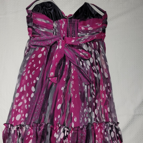 Guess,  size 3, pink graphic cocktail dress - Picture 3 of 6